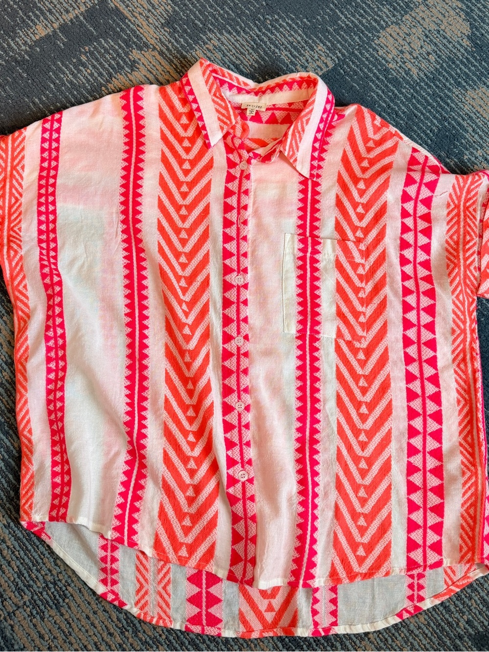 En Creme Pink‎ and Orange Chevron Button-Down Shirt
